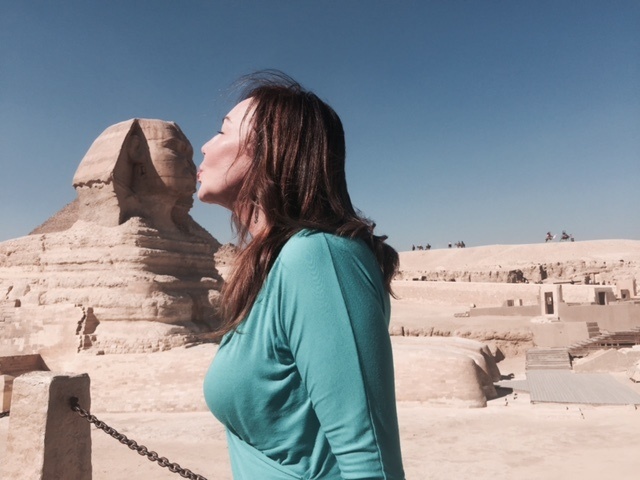DebraKissingSphinx